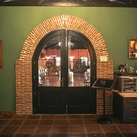 Hipico El Hinojal Hotel