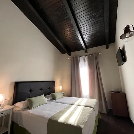 Hipico El Hinojal מלון