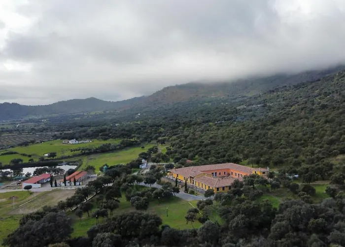 Hipico El Hinojal 4*