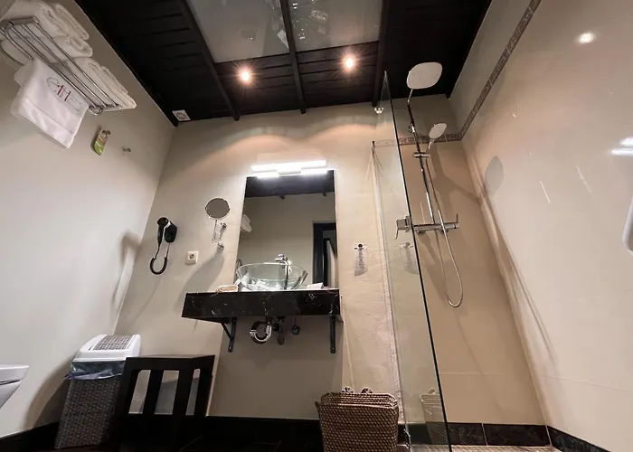 Hotel Hipico El Hinojal 4*